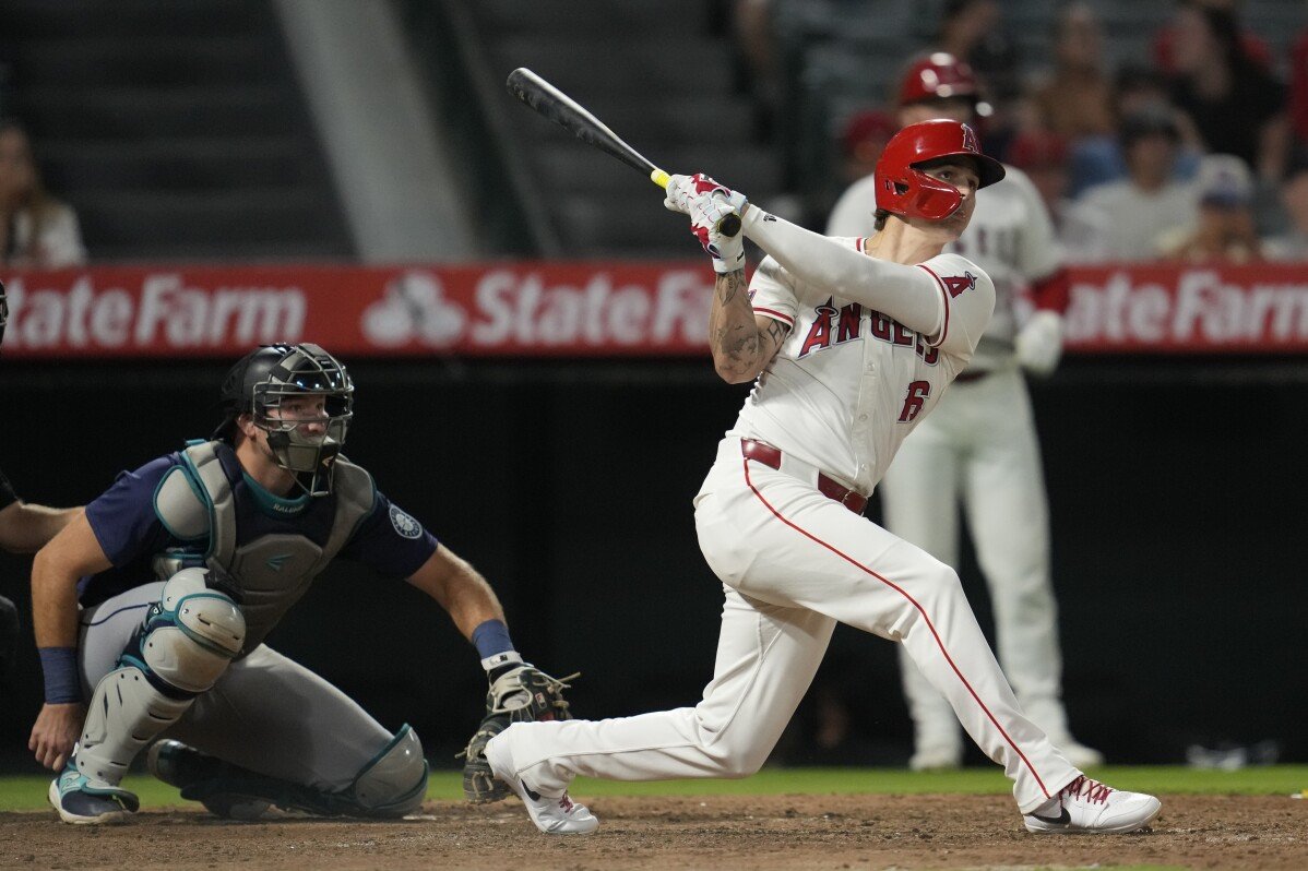 Les deux derniers circuits de Moniak, y compris le coup de grâce, rallyent les Angels contre les Mariners 5-4